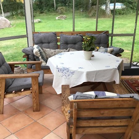 Almagarden Lantlig Miljoe Villa Svängsta Exterior foto