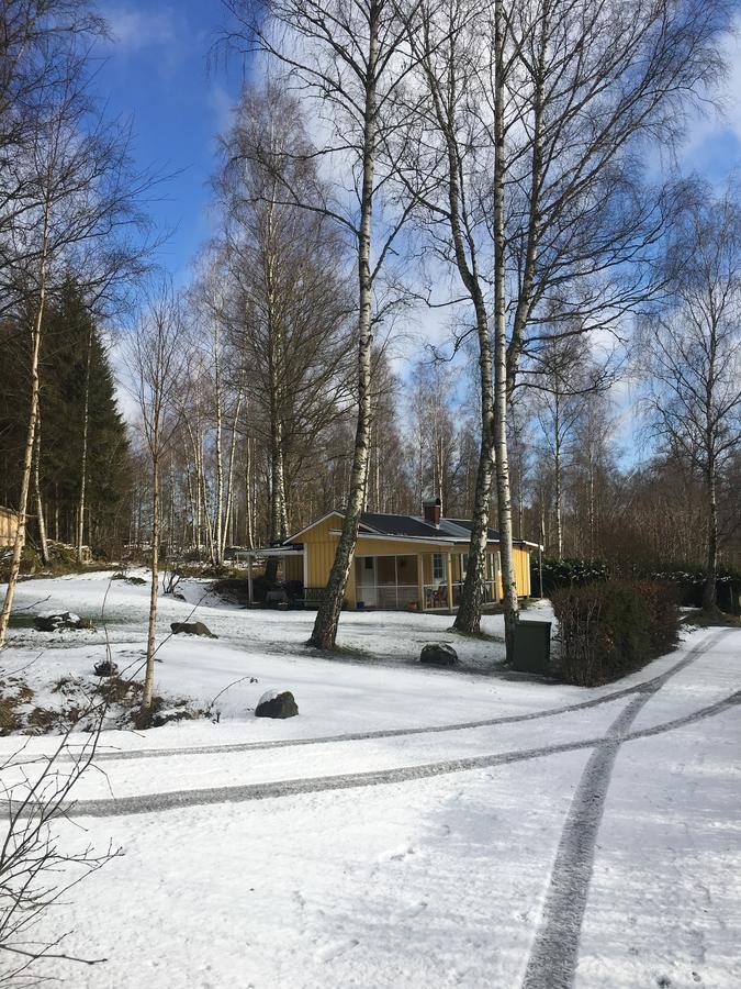 Almagarden Lantlig Miljoe Villa Svängsta Exterior foto